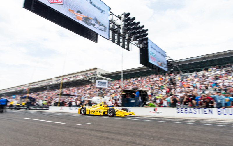 Illustration for article titled How I Almost Missed The Most Iconic Shot Of The Indy 500